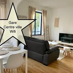Appartement Quimper: T3 Avec Vue Cathédrale Proche Gare, Quimper